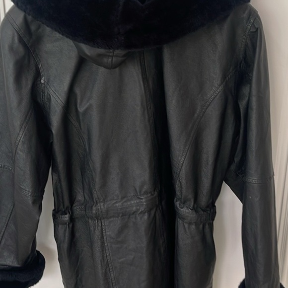 Vintage Jacqueline Ferrar black Leather Faux Fur Hooded Hood belted coat size XL - Picture 6 of 17